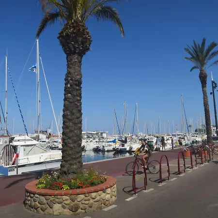 Holiday Les Dauphins By Interhome Casa vacanze *