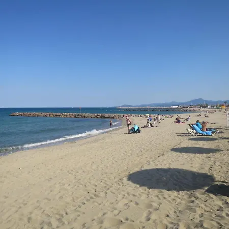 Holiday Les Dauphins By Interhome Casa vacanze *