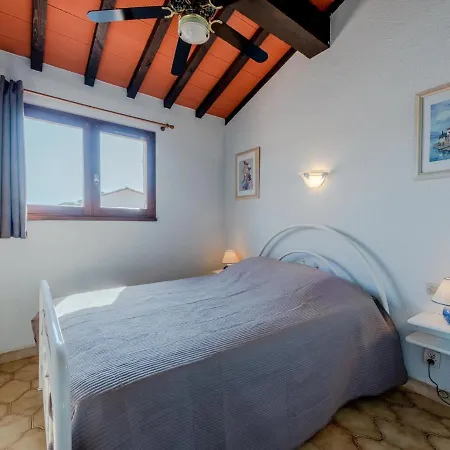 Holiday Les Dauphins By Interhome Casa vacanze *