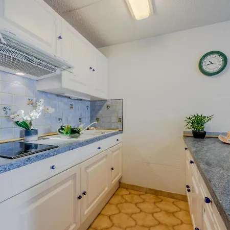 Casa vacanze Holiday Les Dauphins By Interhome